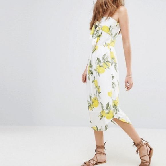 Moon River Dresses & Skirts - Moon River Asymmetrical A-line Yellow Green Sundress